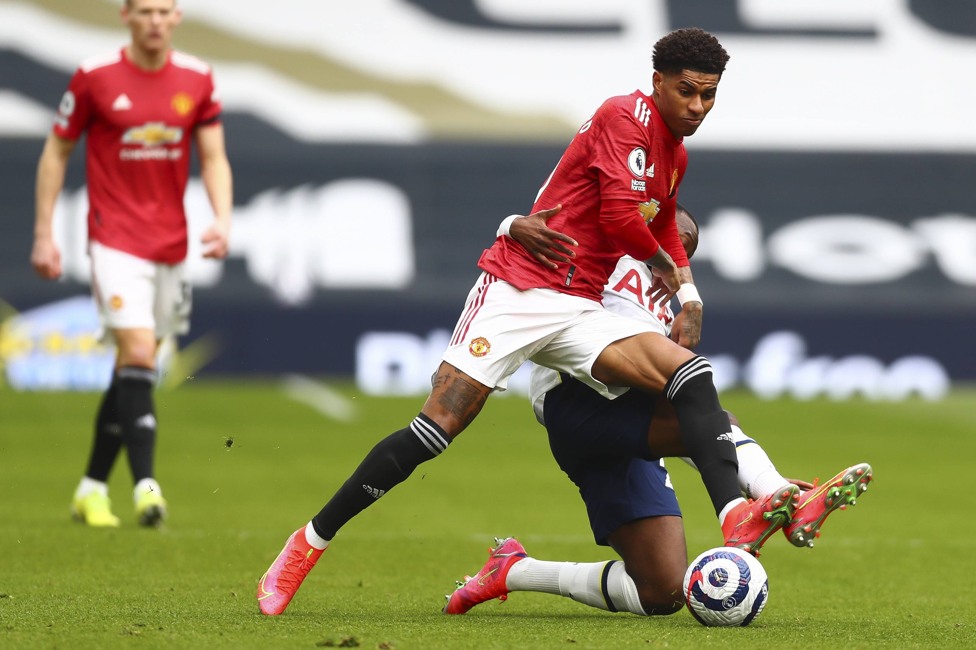 既是对球员 既是对球员